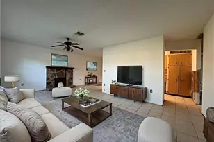 601 Dolphin Rd, Venice, FL 34293 - Photo 2