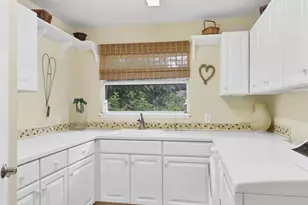 4708 Hidden River Rd, Sarasota, FL 34240 - Photo 28