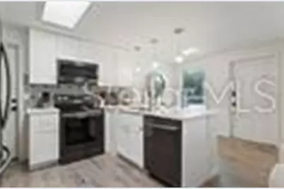 201 72nd Street #A & B, Holmes Beach, FL 34217 - Photo 6