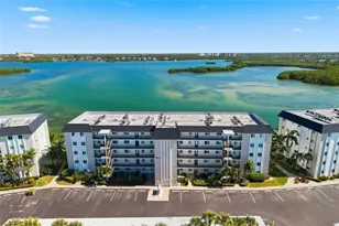 8977 Midnight Pass Rd, Sarasota, FL 34242 - Photo 2