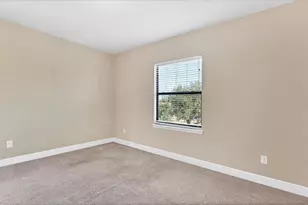 5727 Title Row Dr, Bradenton, FL 34210 - Photo 32