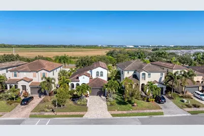 5727 Title Row Drive, Bradenton, FL 34210 - Photo 4