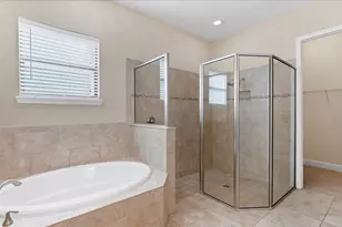 5727 Title Row Dr, Bradenton, FL 34210 - Photo 28