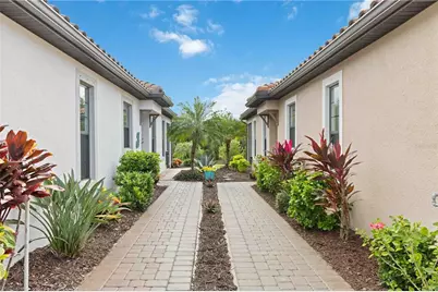 5335 Rushmere Court, Palmetto, FL 34221 - Photo 10