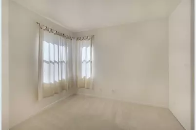 4253 Cascade Falls Drive, Sarasota, FL 34243 - Photo 16