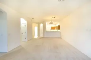 4253 Cascade Falls Dr, Sarasota, FL 34243 - Photo 6