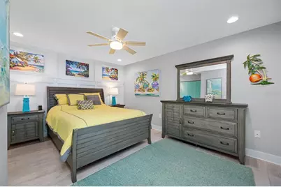 703 Oakview Drive #703, Bradenton, FL 34210 - Photo 8