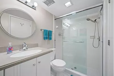 703 Oakview Drive #703, Bradenton, FL 34210 - Photo 12