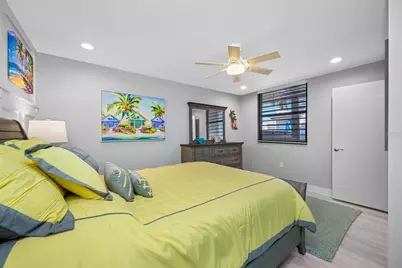 703 Oakview Drive #703, Bradenton, FL 34210 - Photo 10