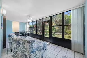 703 Oakview Dr, Bradenton, FL 34210 - Photo 4