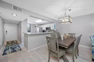 703 Oakview Dr, Bradenton, FL 34210 - Photo 18