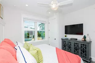 401 20th Pl, Bradenton Beach, FL 34217 - Photo 26