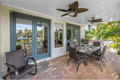 513 Venice Lane, Sarasota, FL 34242 - Photo 72