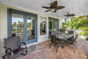 513 Venice Ln, Sarasota, FL 34242 - Photo 72