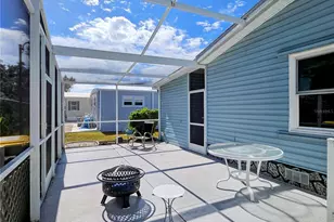 305 Oakwood Blvd E, Sarasota, FL 34237 - Photo 8