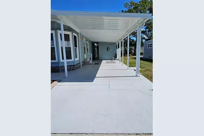 305 Oakwood Boulevard E, Sarasota, FL 34237 - Photo 4