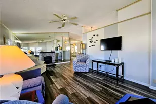 305 Oakwood Blvd E, Sarasota, FL 34237 - Photo 14