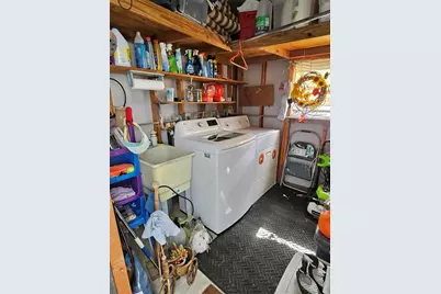 305 Oakwood Boulevard E, Sarasota, FL 34237 - Photo 36