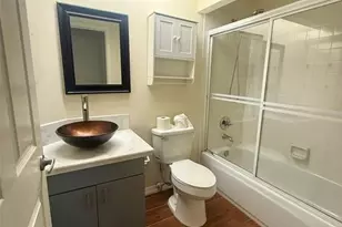 7157 42nd Ct E, Sarasota, FL 34243 - Photo 44