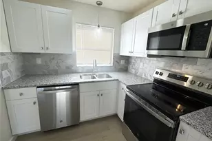 3813 42nd St W, Bradenton, FL 34205 - Photo 10