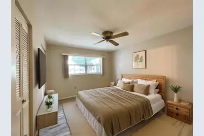 2687 Golf Course Drive #219, Sarasota, FL 34234 - Photo 4