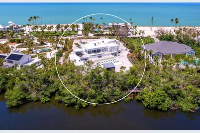 7647 Sanderling Road, Sarasota, FL 34242 - Photo 2