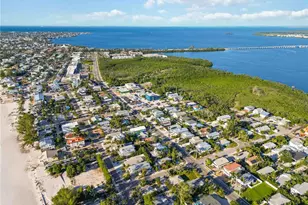 2904 Avenue B, Holmes Beach, FL 34217 - Photo 38