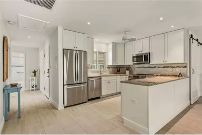 1900 Benjamin Franklin Drive #V12, Sarasota, FL 34236 - Photo 22