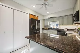 2584 Arboretum Cir, Sarasota, FL 34232 - Photo 14