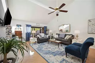2584 Arboretum Cir, Sarasota, FL 34232 - Photo 16
