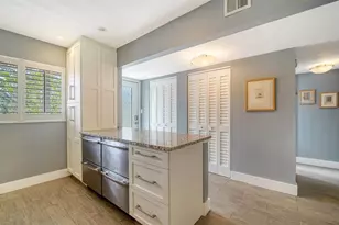 1601 Pelican Point Dr, Sarasota, FL 34231 - Photo 14