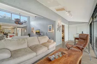 1601 Pelican Point Dr, Sarasota, FL 34231 - Photo 10