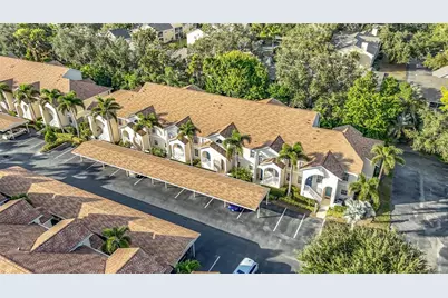 4275 Castlebridge Lane #1312B1, Sarasota, FL 34238 - Photo 2