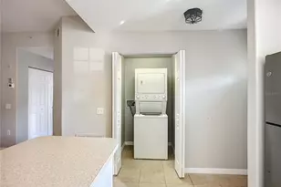 4275 Castlebridge Ln, Sarasota, FL 34238 - Photo 10