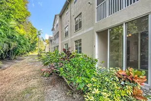 4275 Castlebridge Ln, Sarasota, FL 34238 - Photo 30