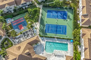 4275 Castlebridge Ln, Sarasota, FL 34238 - Photo 32