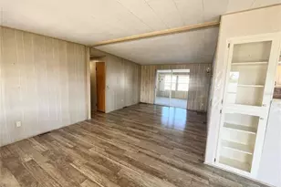 1213 31st Ave W, Palmetto, FL 34221 - Photo 2