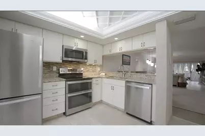 310 Wexford Terrace #164, Venice, FL 34293 - Photo 4