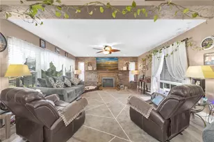 2087 59th St N, Clearwater, FL 33760 - Photo 4