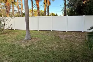 6091 Peony Rd, Venice, FL 34293 - Photo 10