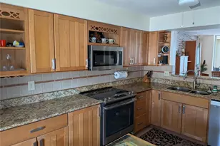 6101 34th Street W, Bradenton, FL 34210 - Photo 10