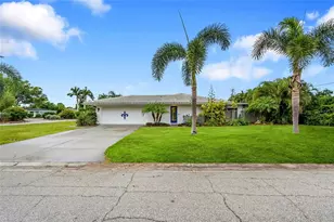 3119 Pinecrest St, Sarasota, FL 34239 - Photo 2