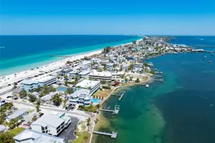 901 Gulf Dr S, Bradenton Beach, FL 34217 - Photo 52