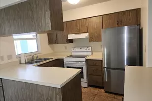 3914 Gatewood Dr, Sarasota, FL 34232 - Photo 6