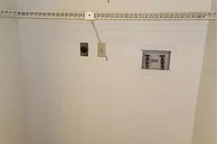 3914 Gatewood Dr, Sarasota, FL 34232 - Photo 20