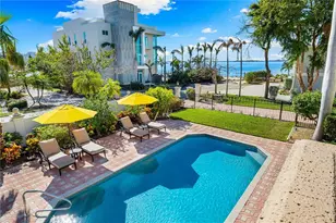 1023 Tocobaga Ln, Sarasota, FL 34236 - Photo 4