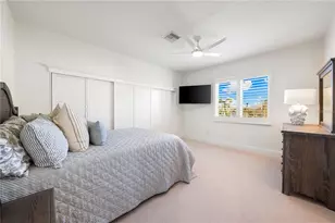 1023 Tocobaga Ln, Sarasota, FL 34236 - Photo 38