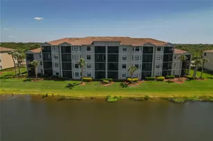 7015 River Hammock Dr, Bradenton, FL 34212 - Photo 2