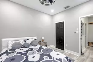 3827 Parkridge Cir, Sarasota, FL 34243 - Photo 30