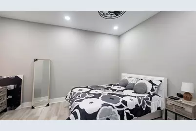 3827 Parkridge Circle #1-102, Sarasota, FL 34243 - Photo 28